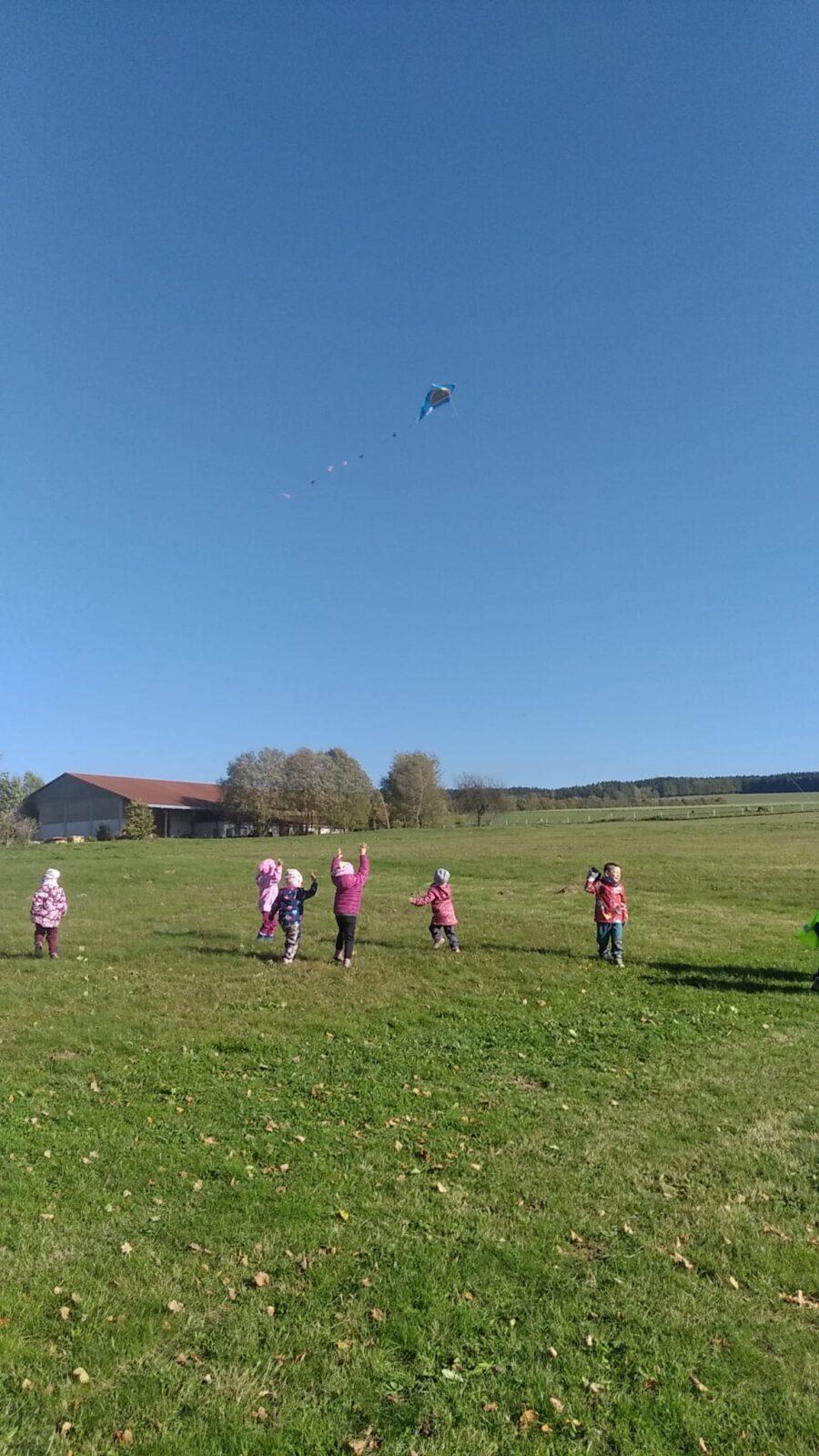 Broučci - zábava s drakem - 2