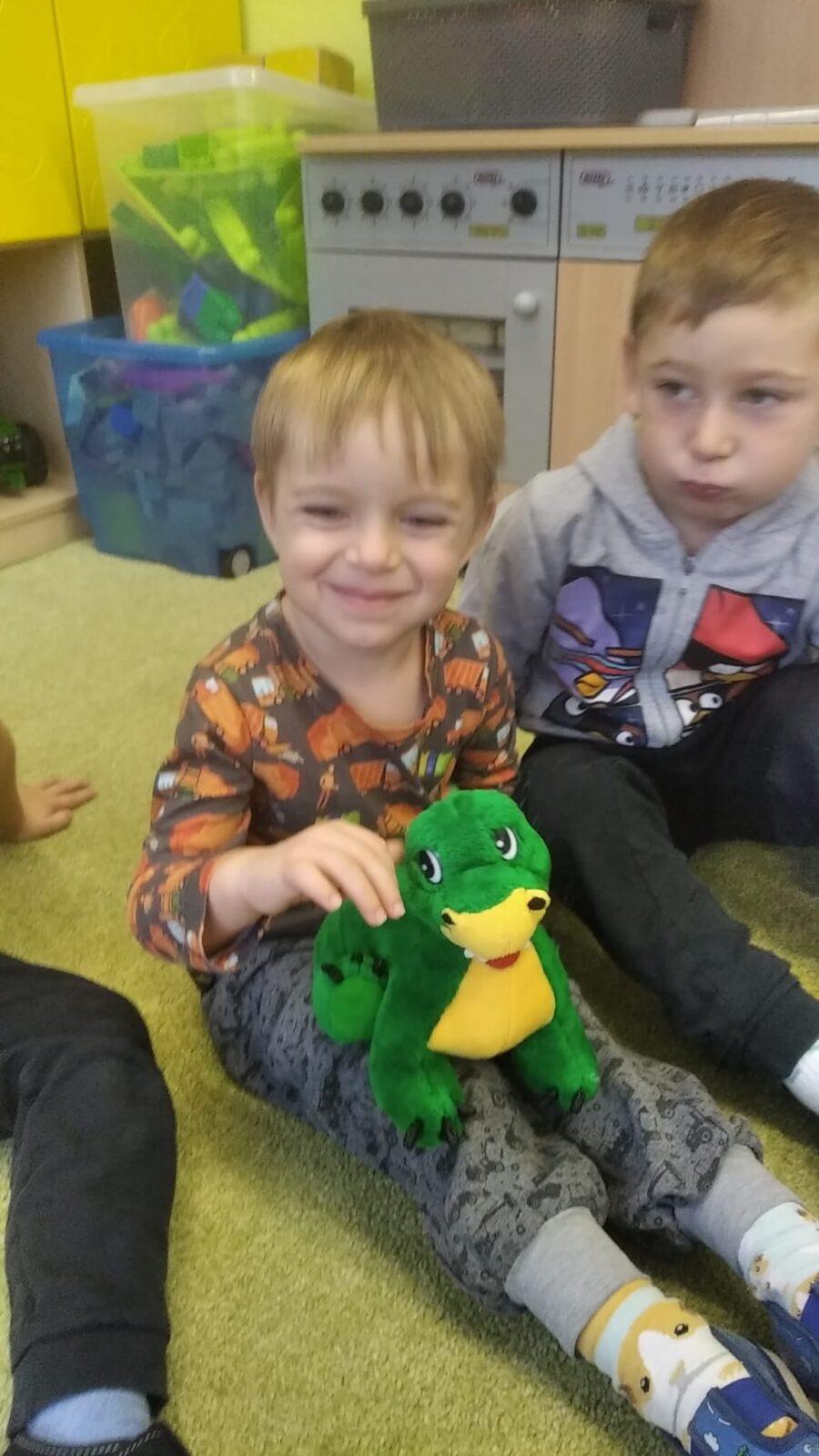 Broučci - zábava s drakem - 6