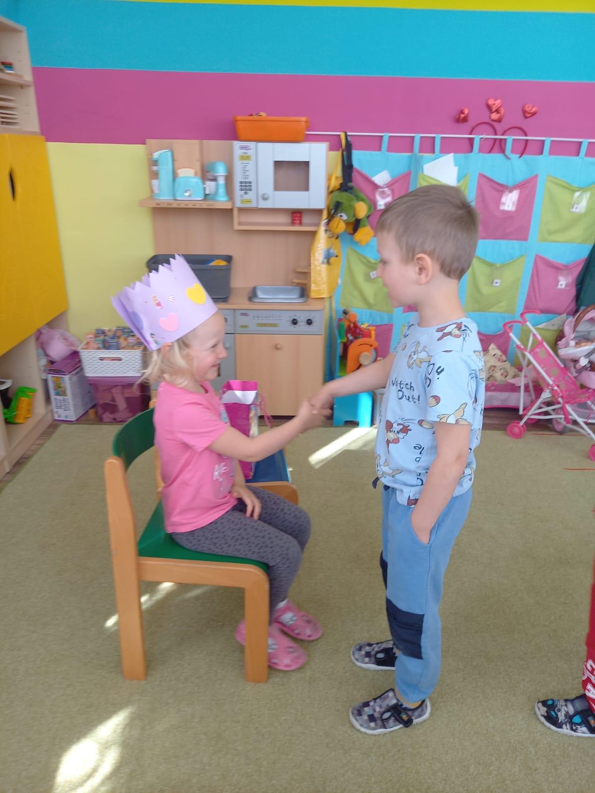 Slavíme: Esterka měla narozeniny - 4