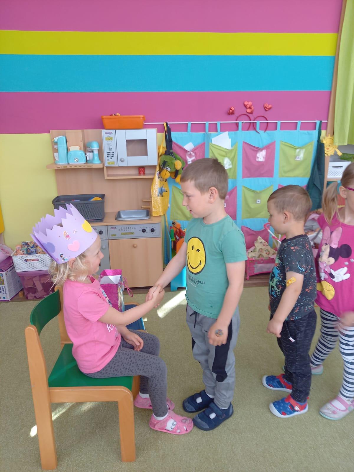 Slavíme: Esterka měla narozeniny - 6