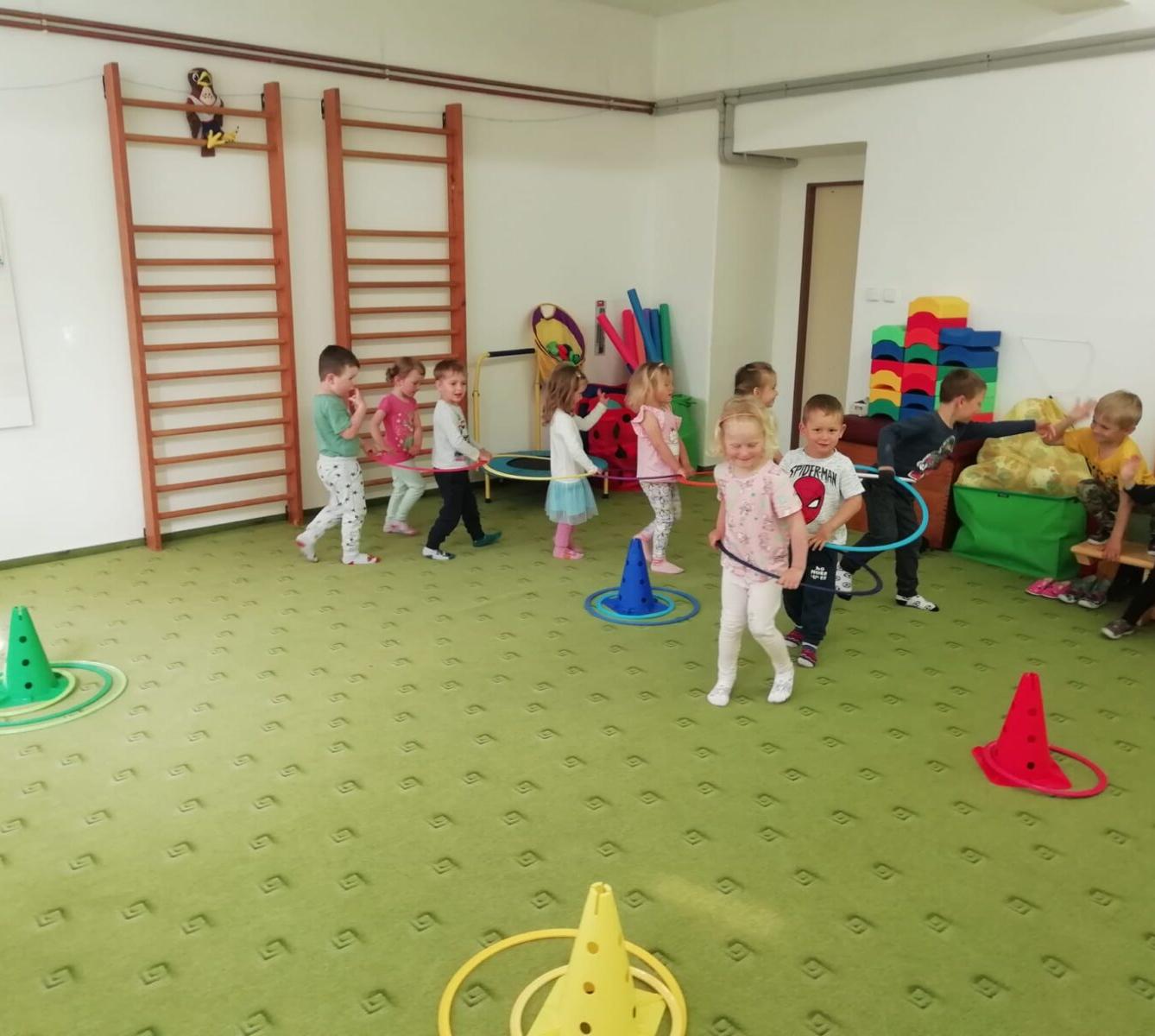 broučci: sportujeme... - 8