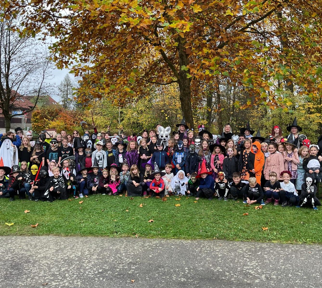 HALLOWEENSKÝ DEN - 8