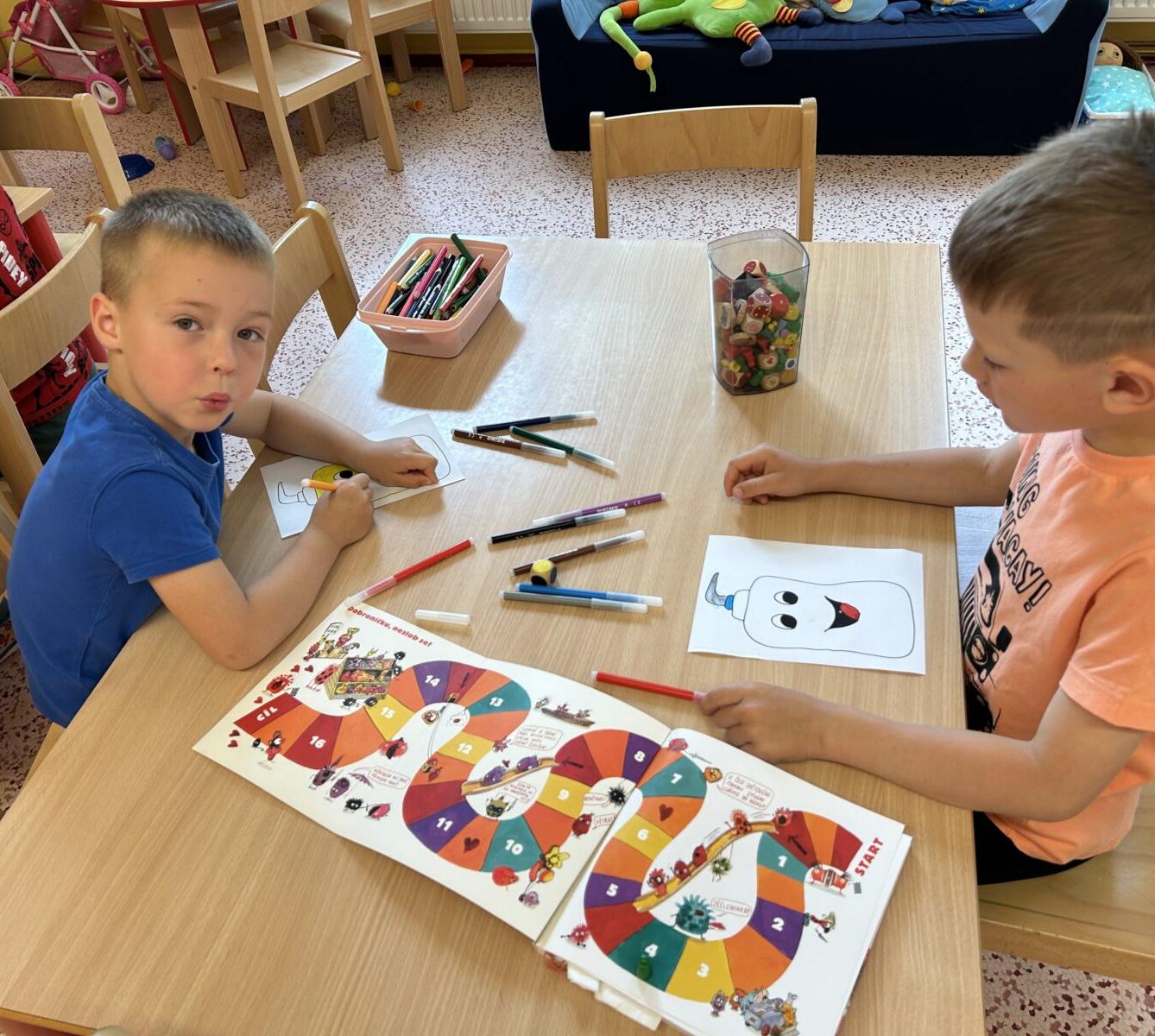 SOVIČKY: VE ZDRAVÉM TĚLĚ ZDRAVÝ DUCH - 17