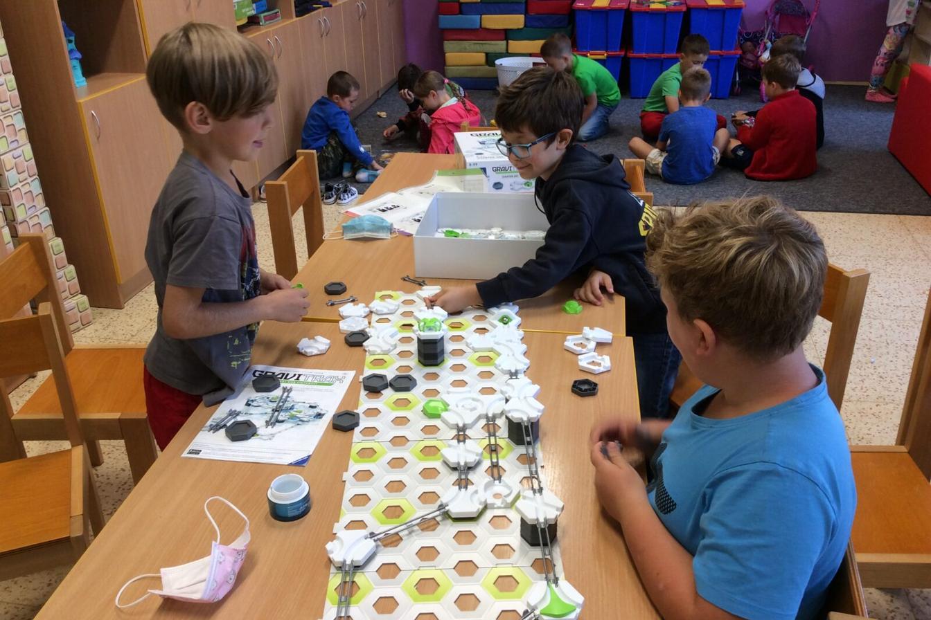 Vítáme naše prvňáčky a všechny děti ve družince***