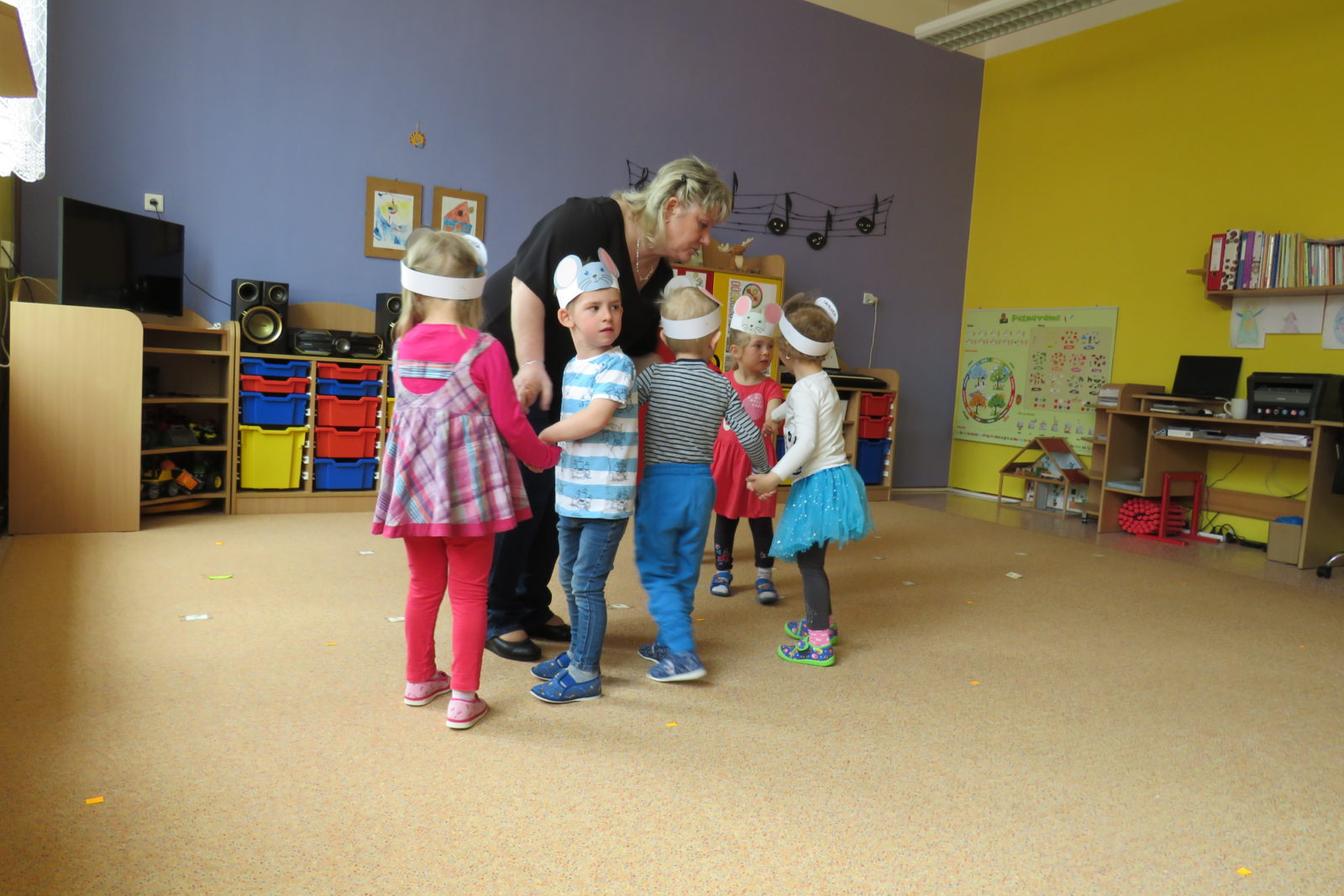 Besídka ke Dni matek