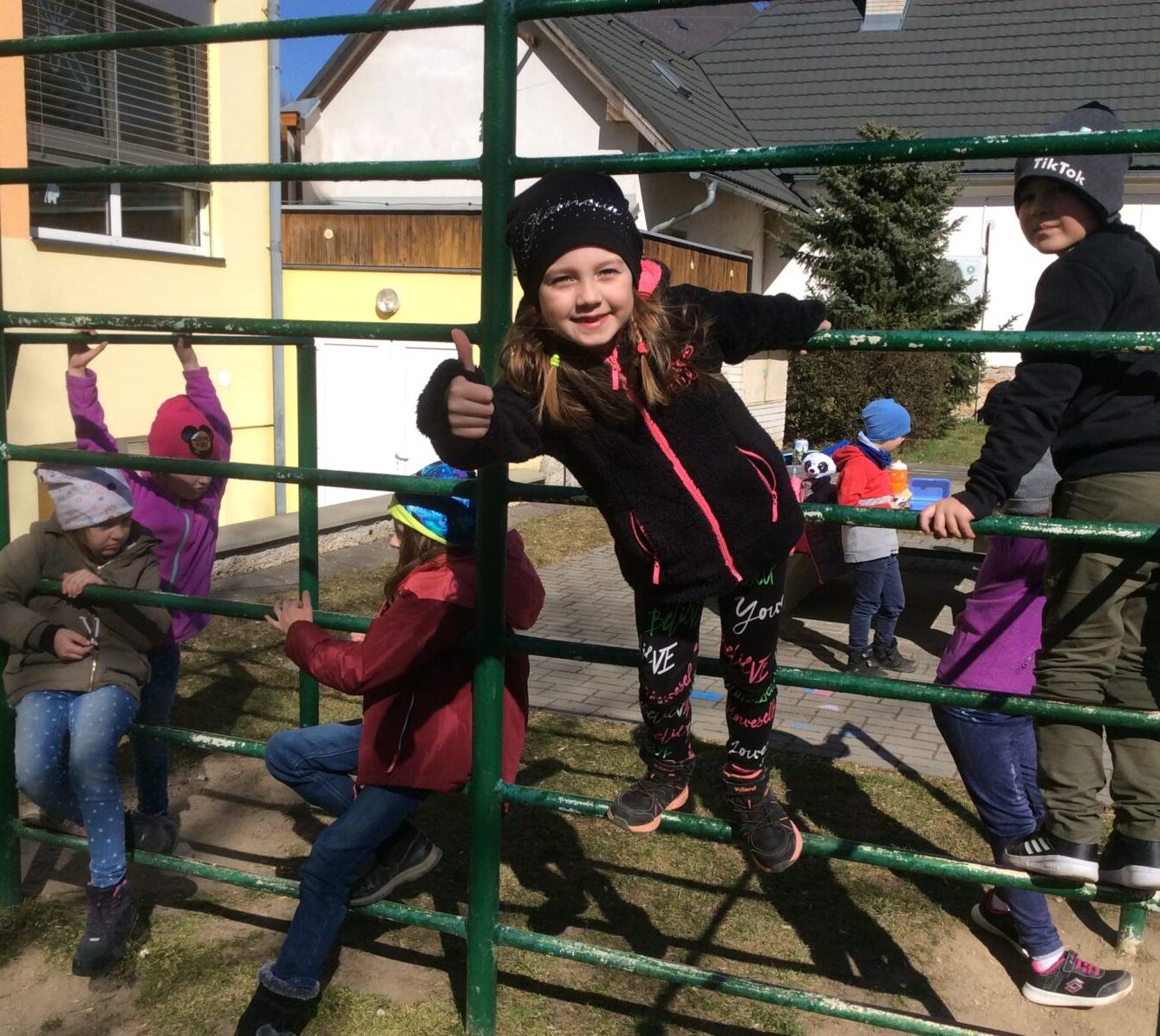 Březen 2. oddělení - 28