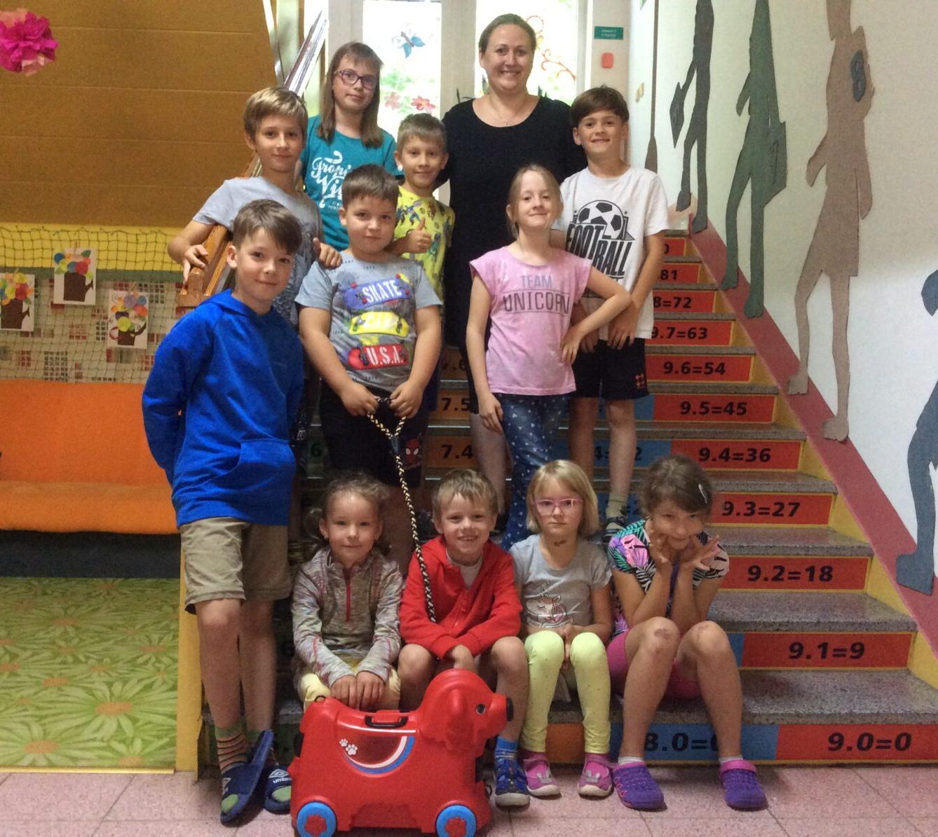 Den bez aktovek! - 7