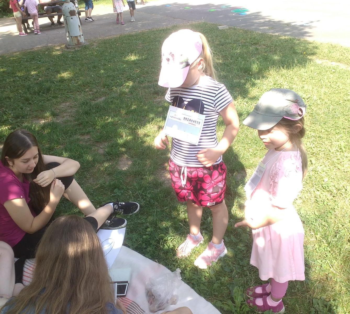 Návštěva předškoláků u deváťáků ve škole - 7