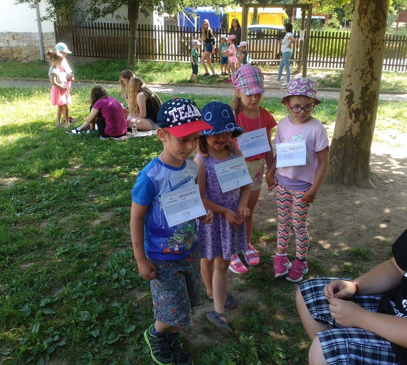 Návštěva předškoláků u deváťáků ve škole - 16