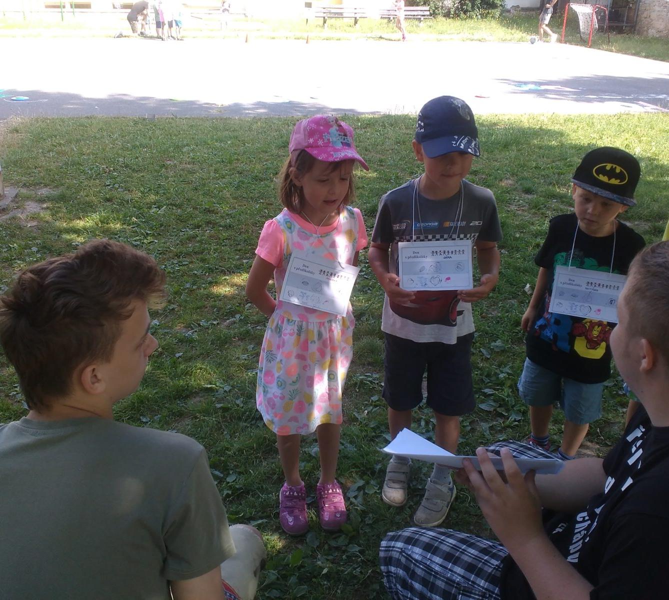 Návštěva předškoláků u deváťáků ve škole - 28