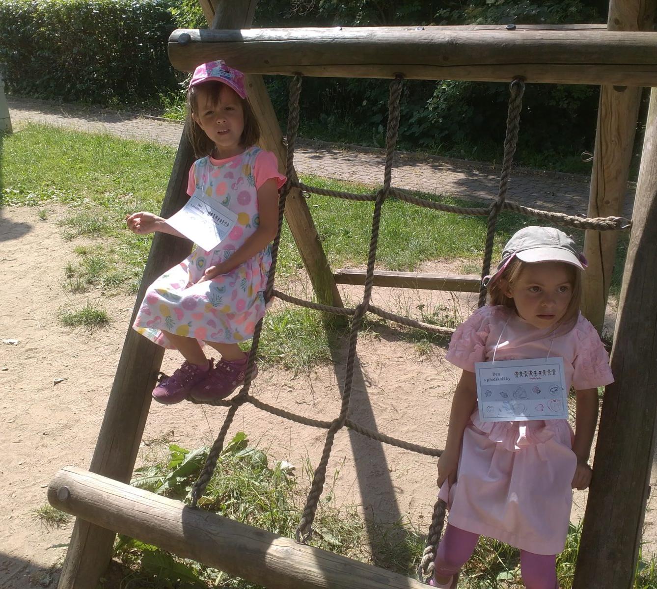 Návštěva předškoláků u deváťáků ve škole - 45