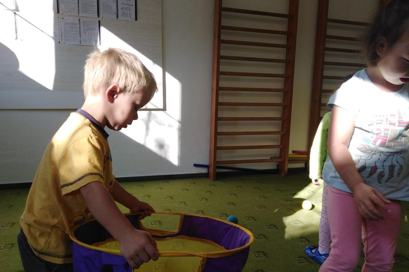 Broučci, hrajeme si a cvičíme