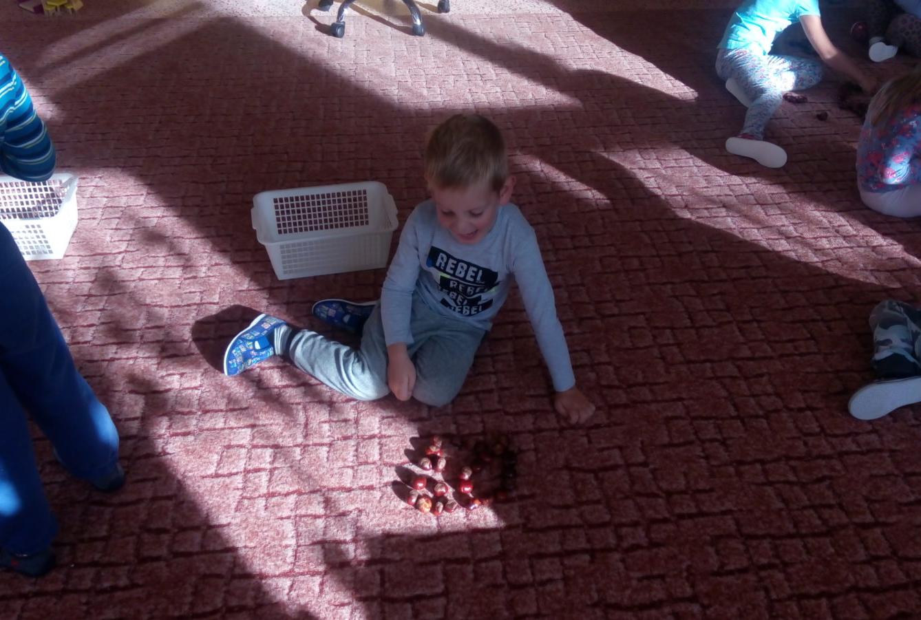 podzim u Klokánků I.- malujeme, tvoříme, hrajeme si - 10