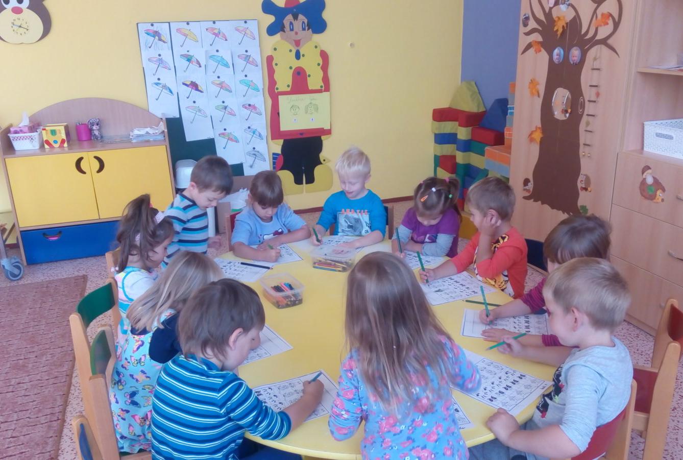 podzim u Klokánků I.- malujeme, tvoříme, hrajeme si - 16
