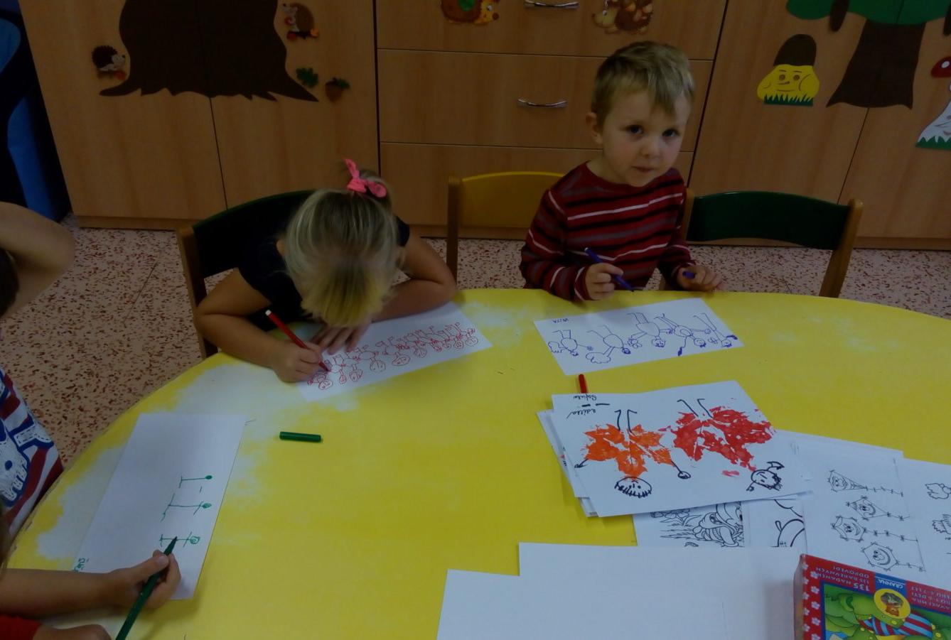podzim u Klokánků I.- malujeme, tvoříme, hrajeme si - 44