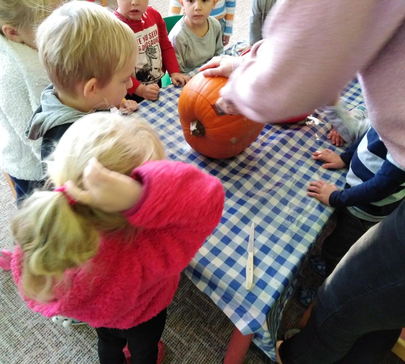 Broučci: "Dýňohrátky" - 5