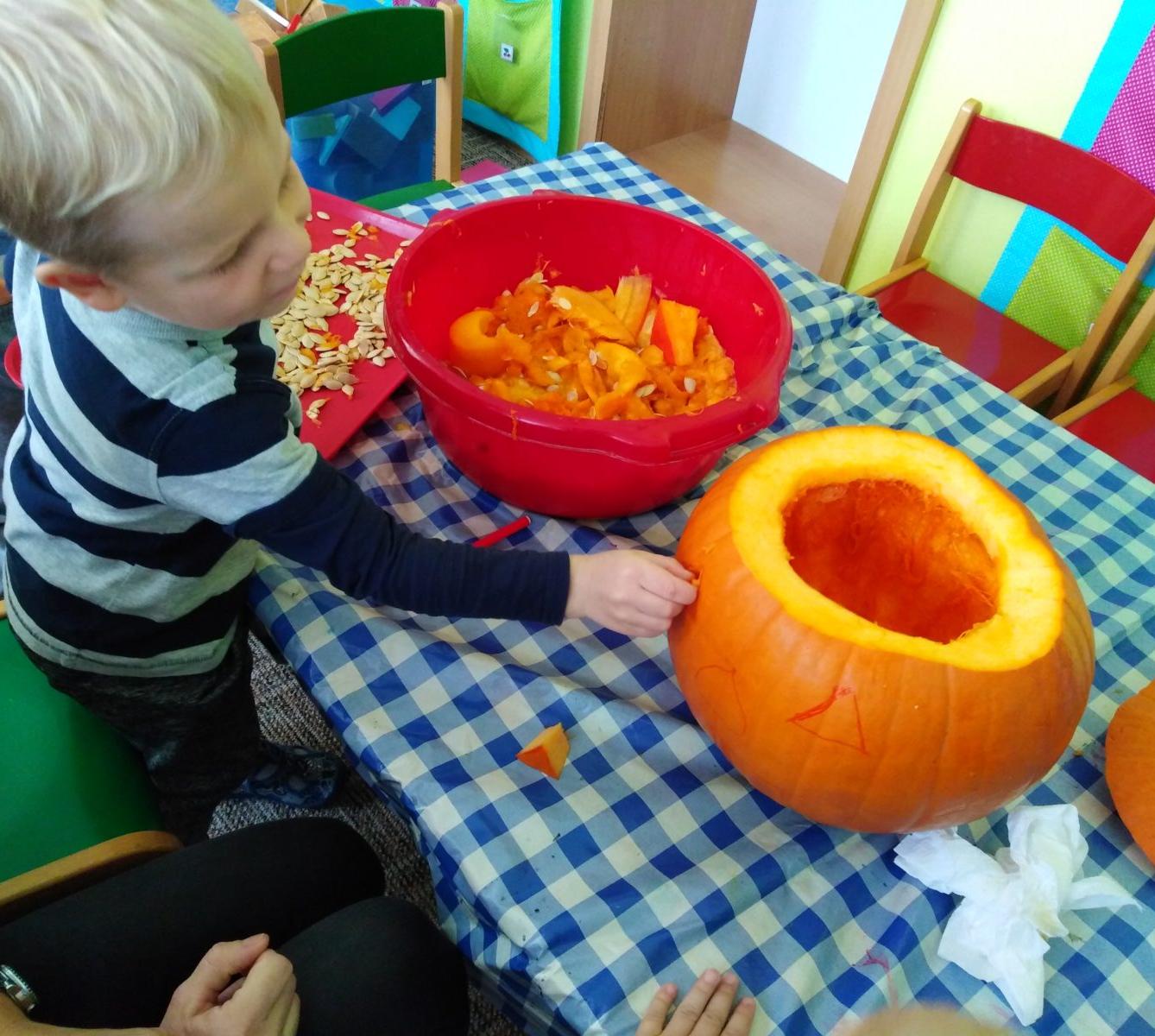 Broučci: "Dýňohrátky" - 14