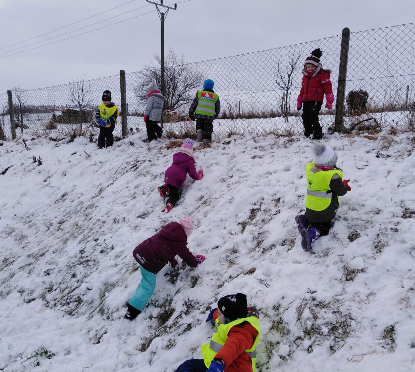 Broučci: konečně sníh!!!:-) - 6