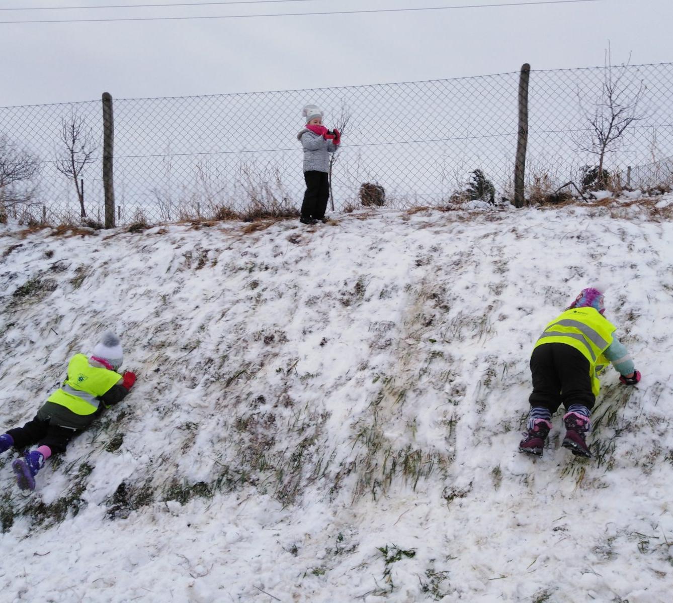 Broučci: konečně sníh!!!:-) - 18