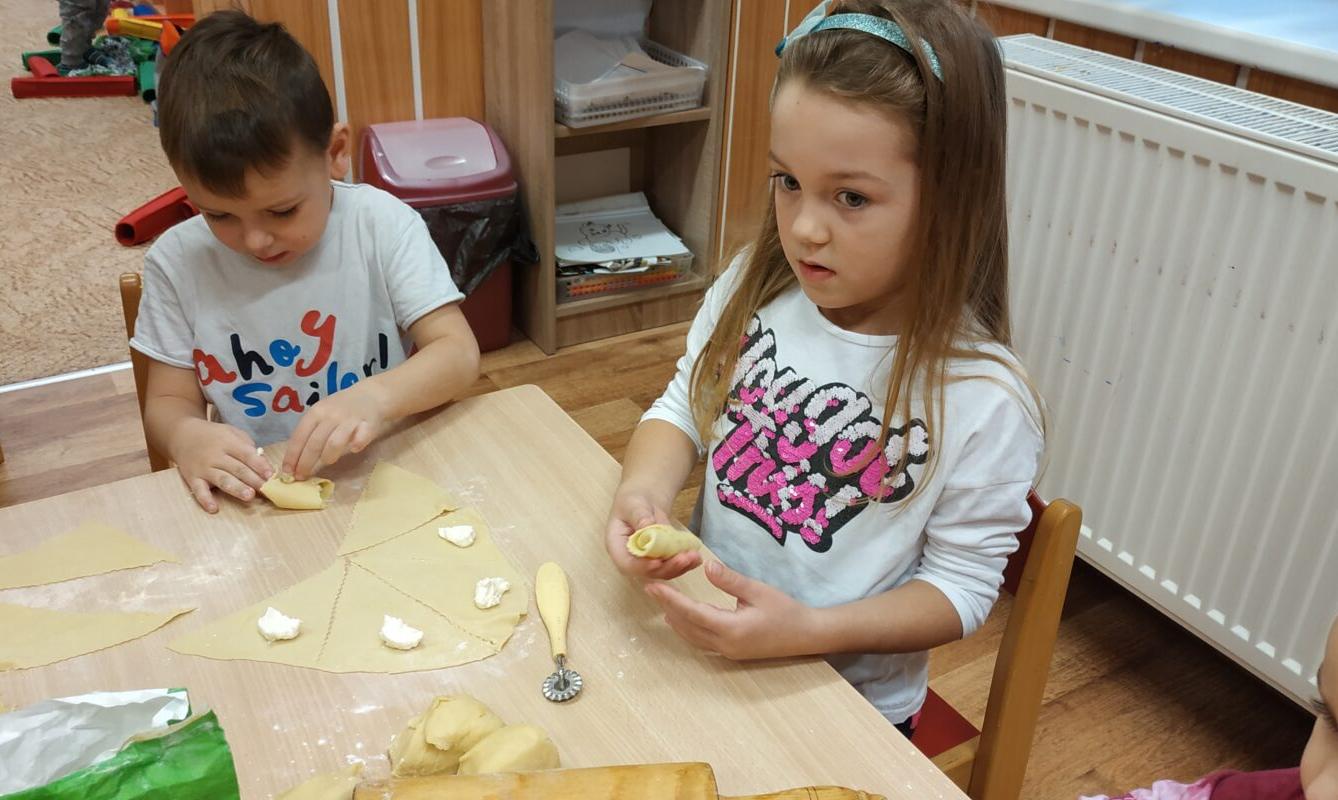Pečení svatomartinských rohlíčků - 16