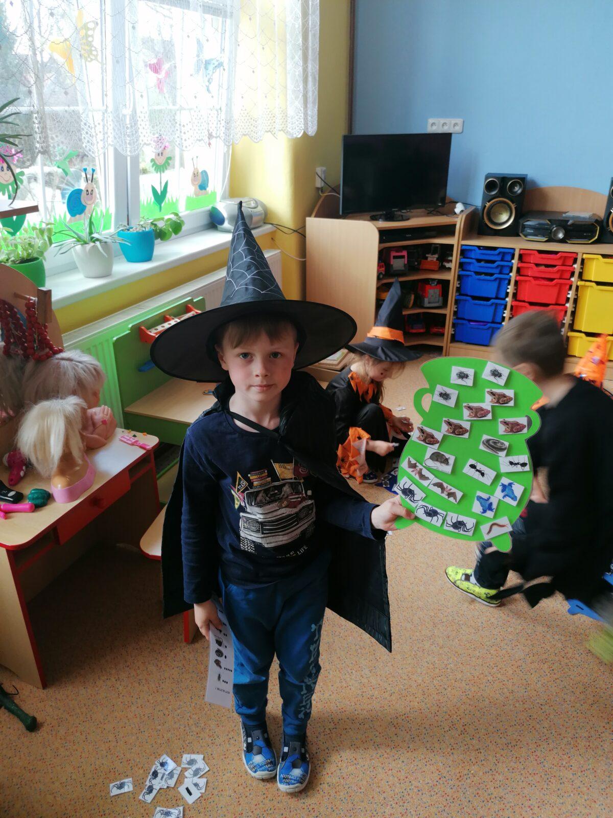 Čarodějnický rej v MŠ :-) - 86