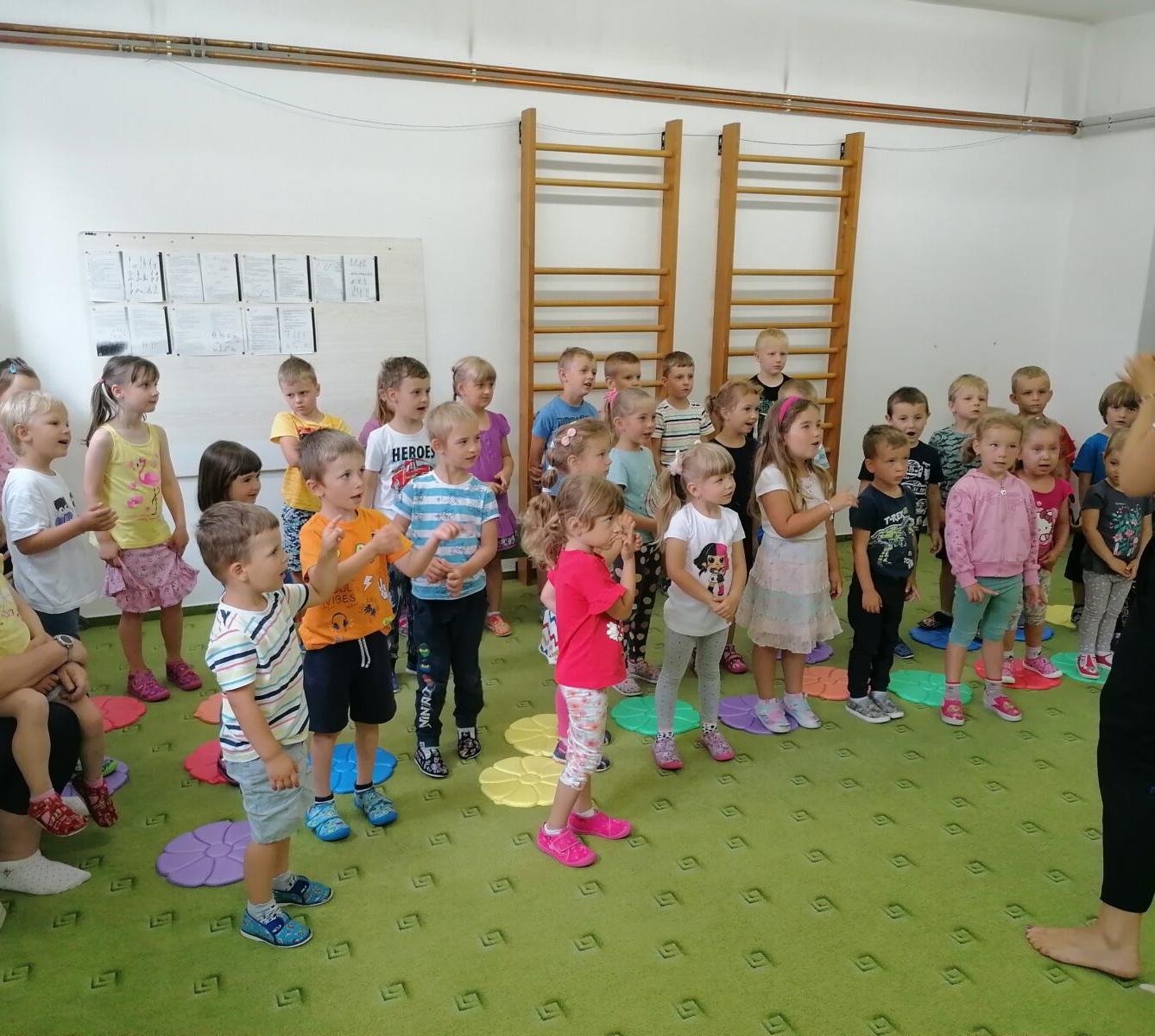 Divadélko "U DVOU SLUNCÍ" - 21