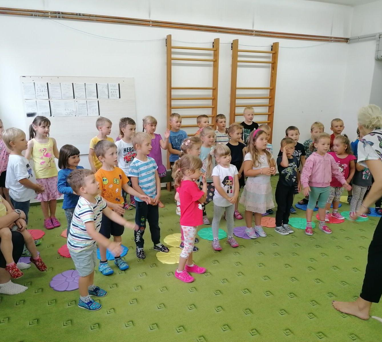 Divadélko "U DVOU SLUNCÍ" - 22