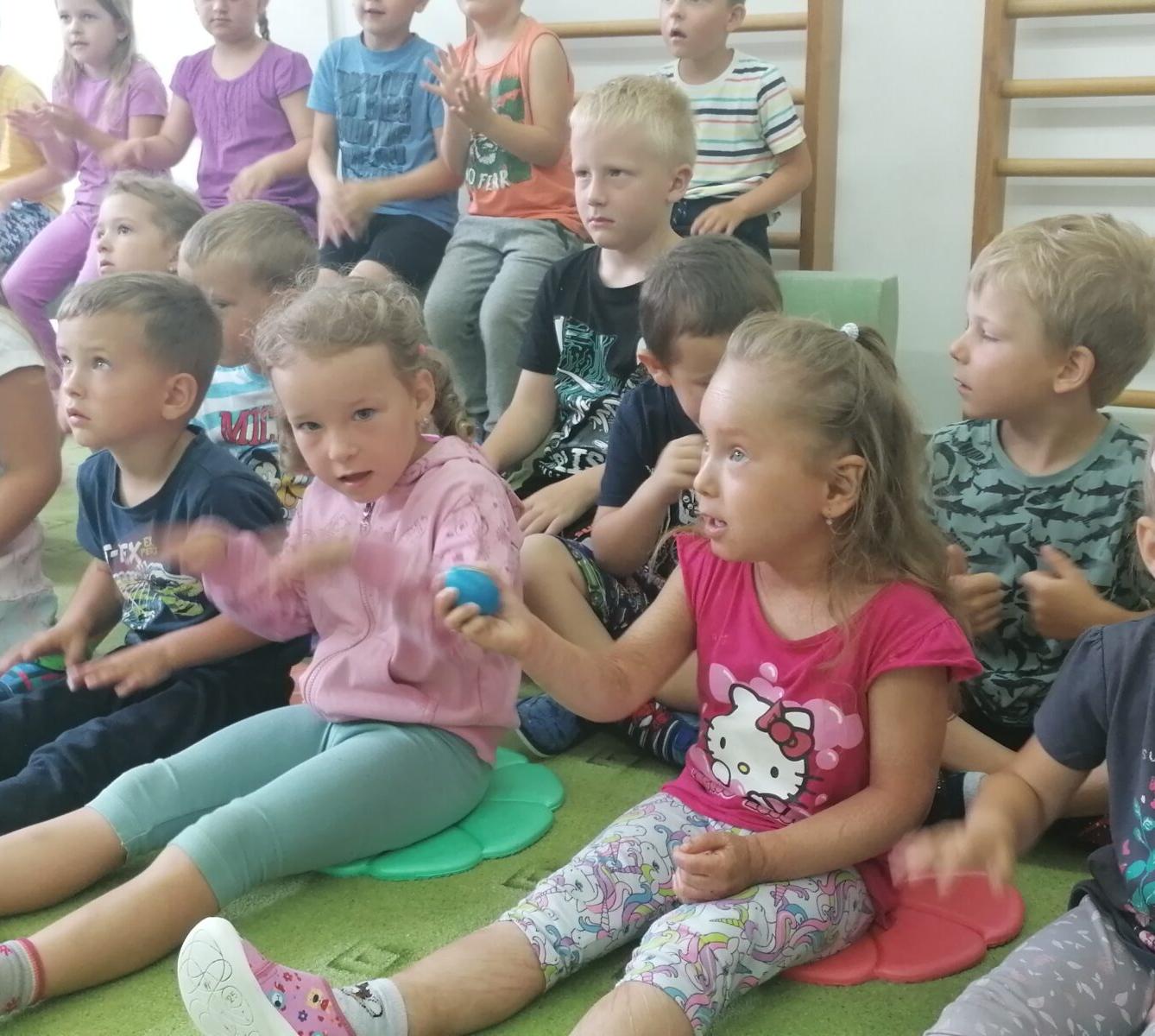 Divadélko "U DVOU SLUNCÍ" - 35