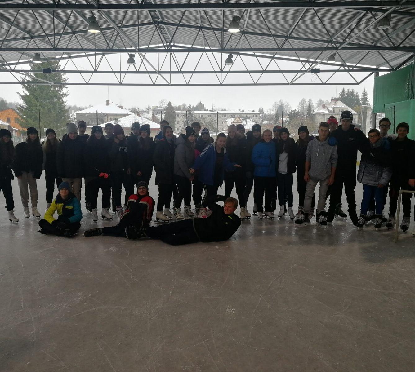 Tělocvik na bruslích - 1