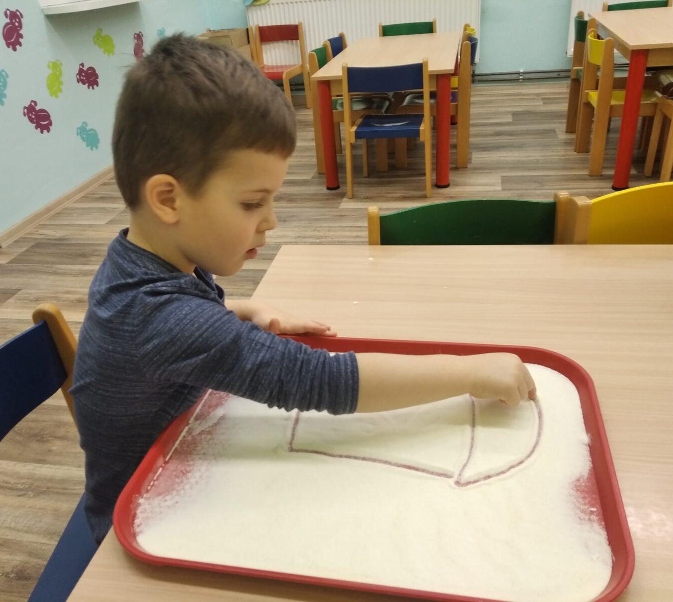 broučci:"sněhuláček,panáček" - 10