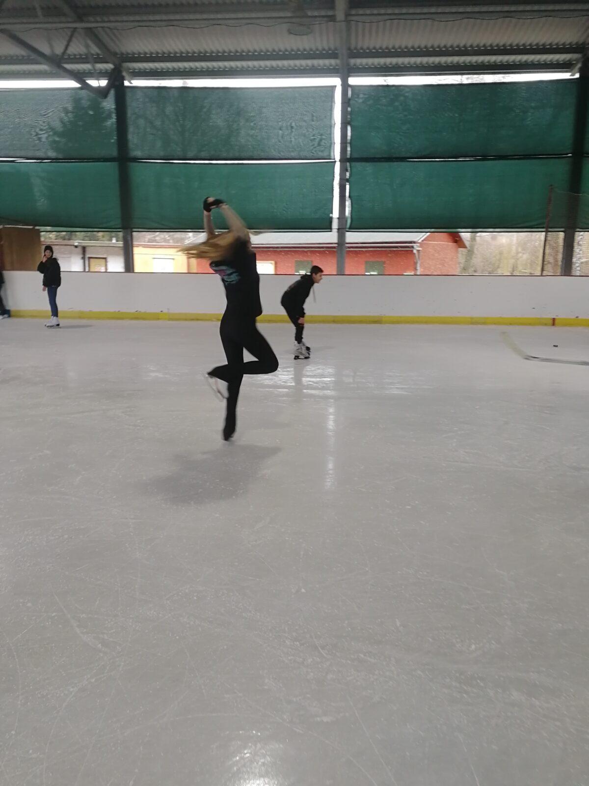 Osmáci a deváťáci na ledě - 31.1. - 11