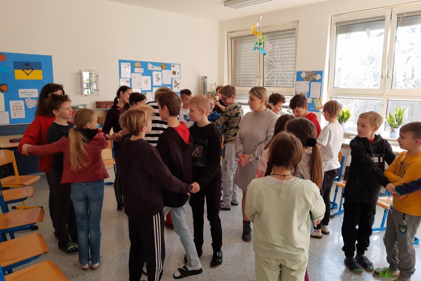 Před tabulí, za tabulí - program v 6. A