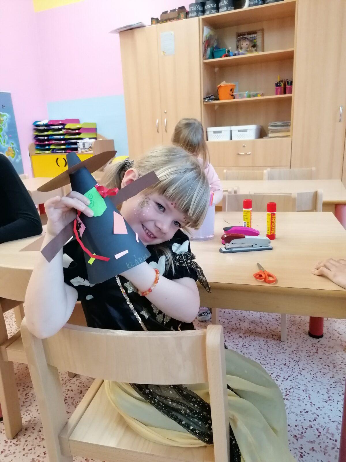 Čarodějnický týden v MŠ :-) - 46