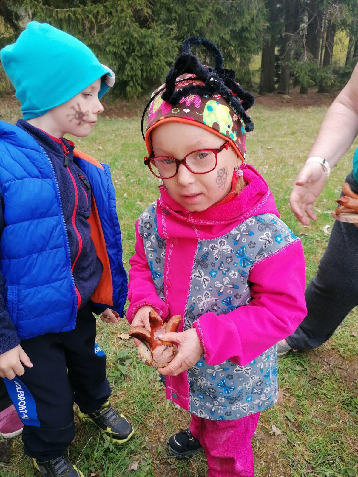 Čarodějnický týden v MŠ :-) - 110