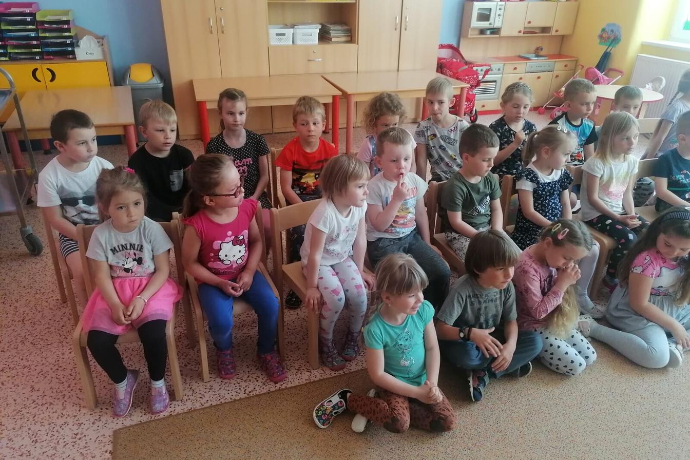 divadélko: "Jak Honza ke štěstí přišel" :-)