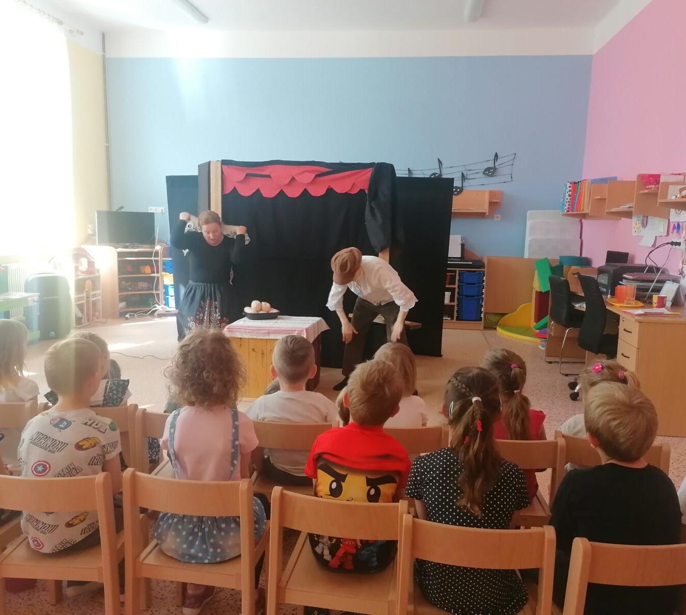 divadélko: "Jak Honza ke štěstí přišel" :-) - 3