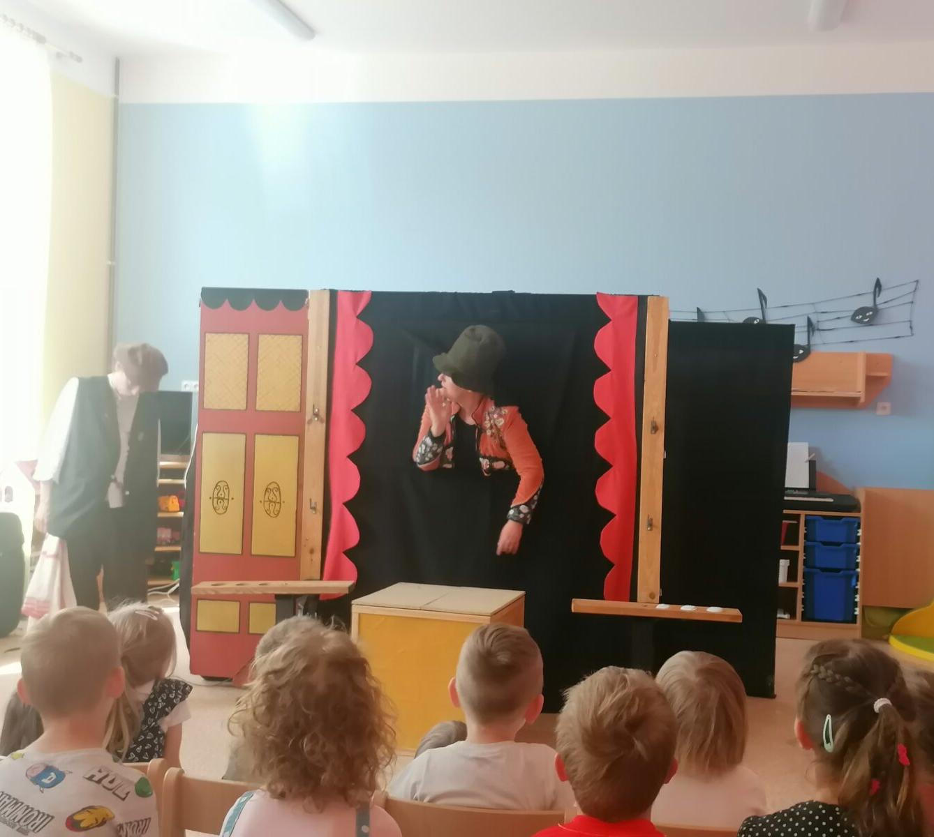 divadélko: "Jak Honza ke štěstí přišel" :-) - 6