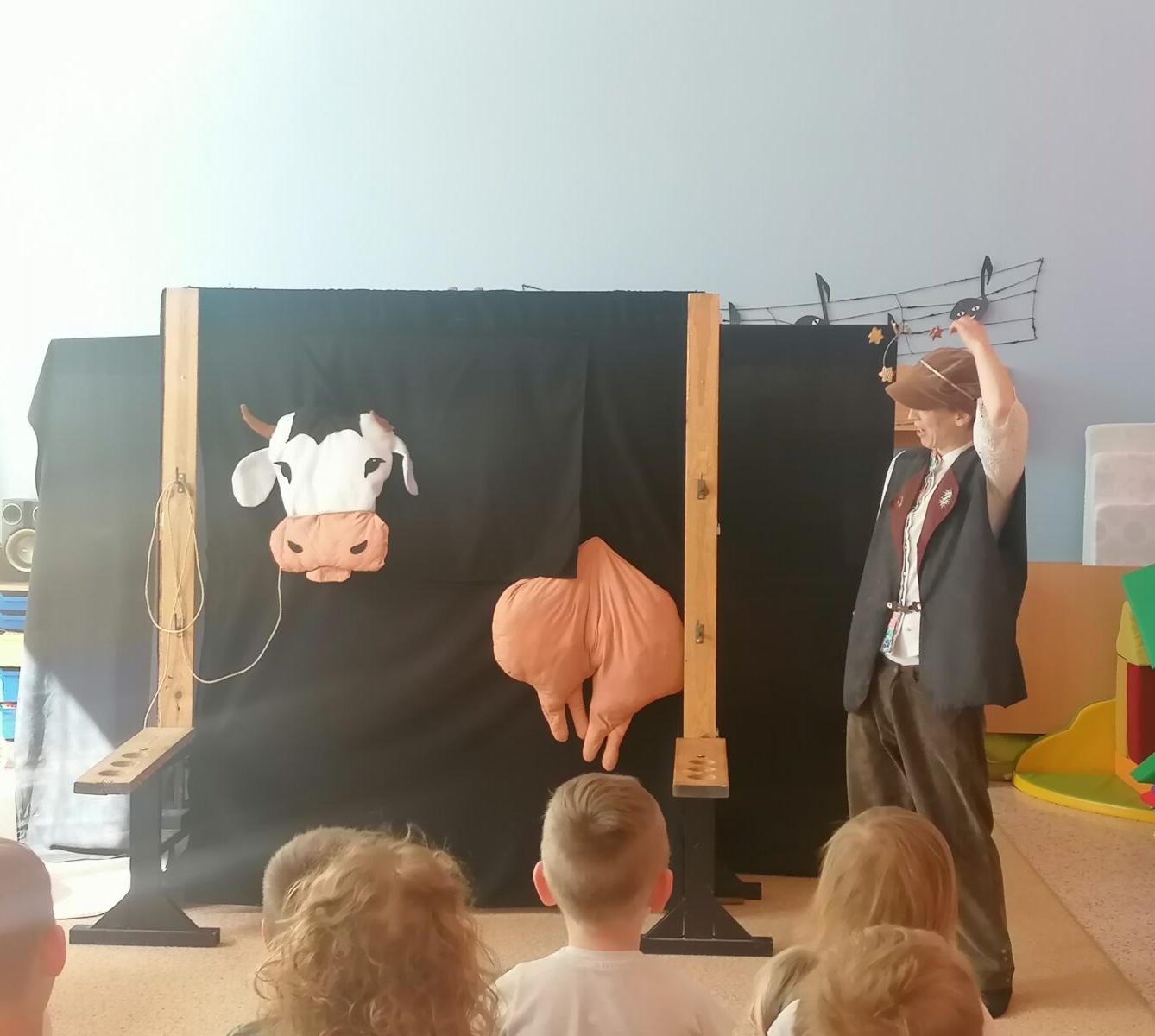 divadélko: "Jak Honza ke štěstí přišel" :-) - 16