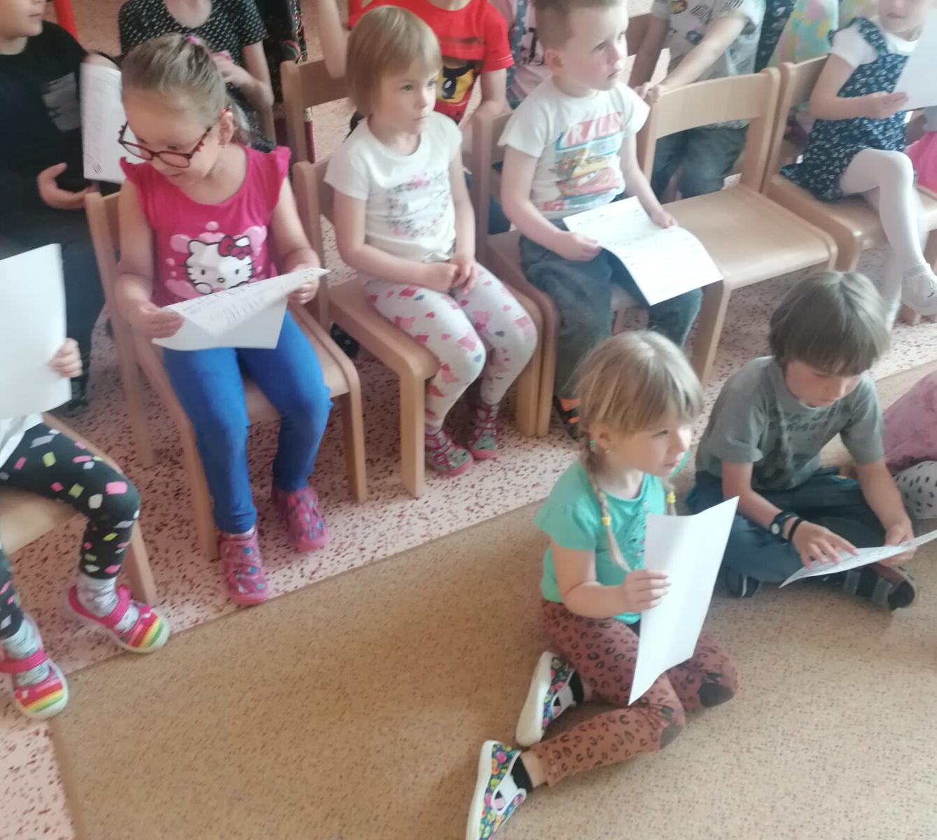 divadélko: "Jak Honza ke štěstí přišel" :-) - 24