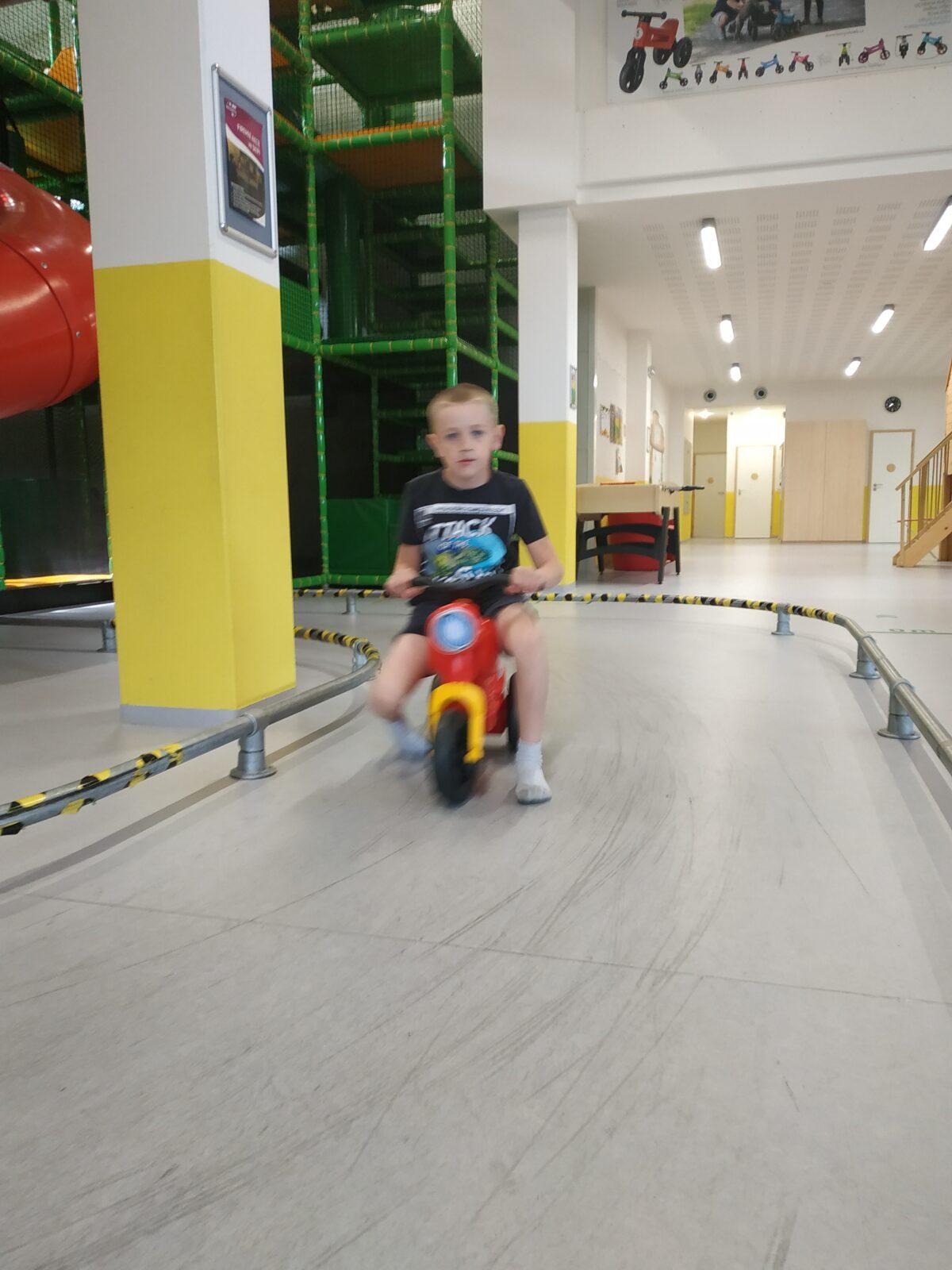 Prvňáčci na výletě v Letohradě - 15