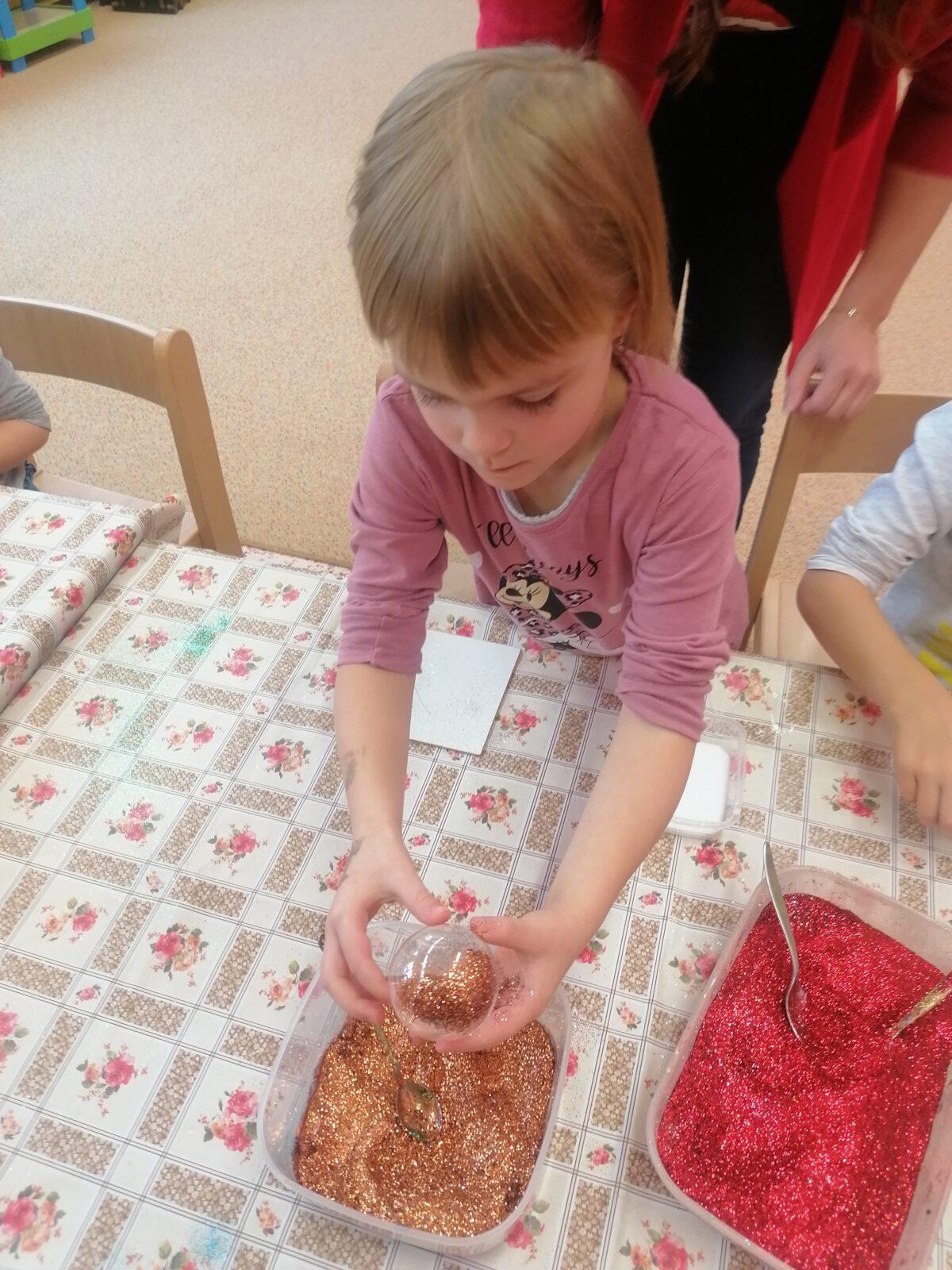 Prosinec ve školce :-) - 74