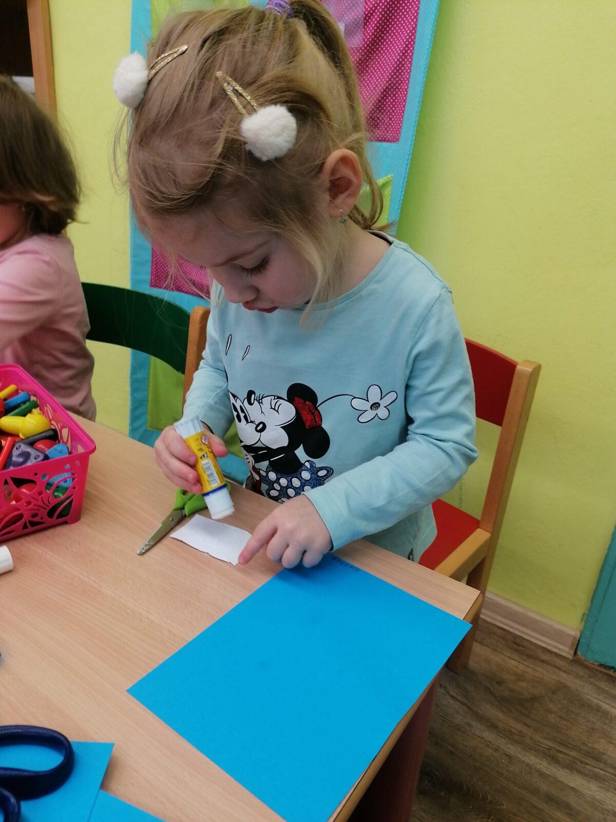 Broučci: "Na nový rok o slepičí krok" :-) - 11