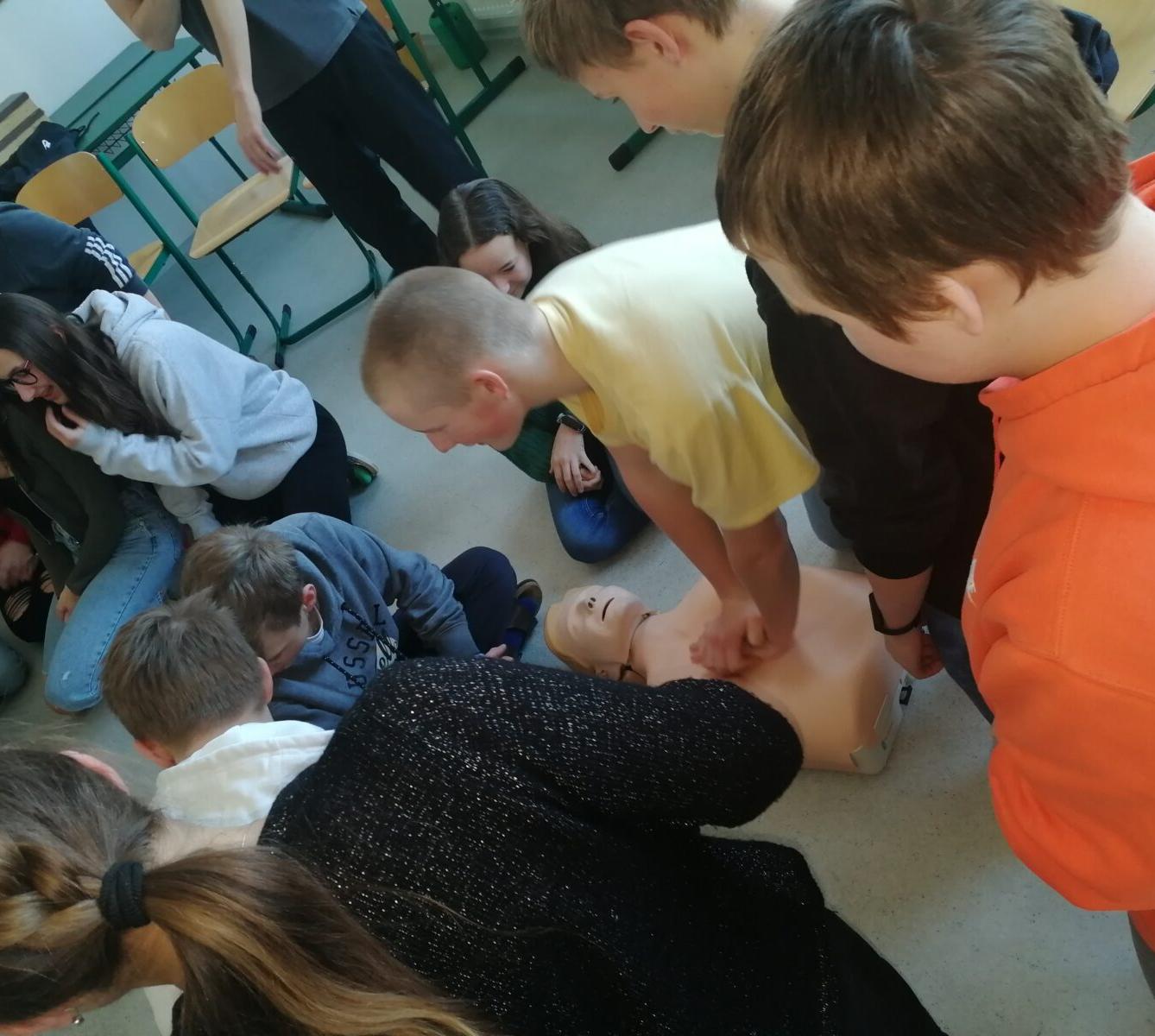 První pomoc v 8. třídě - 3