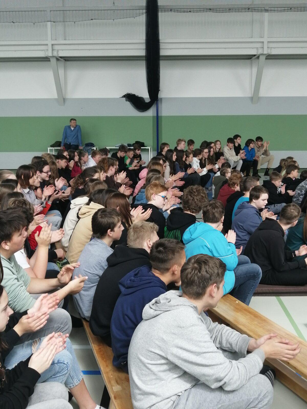 Návštěva hudební skupiny Emongo z Konga - 5