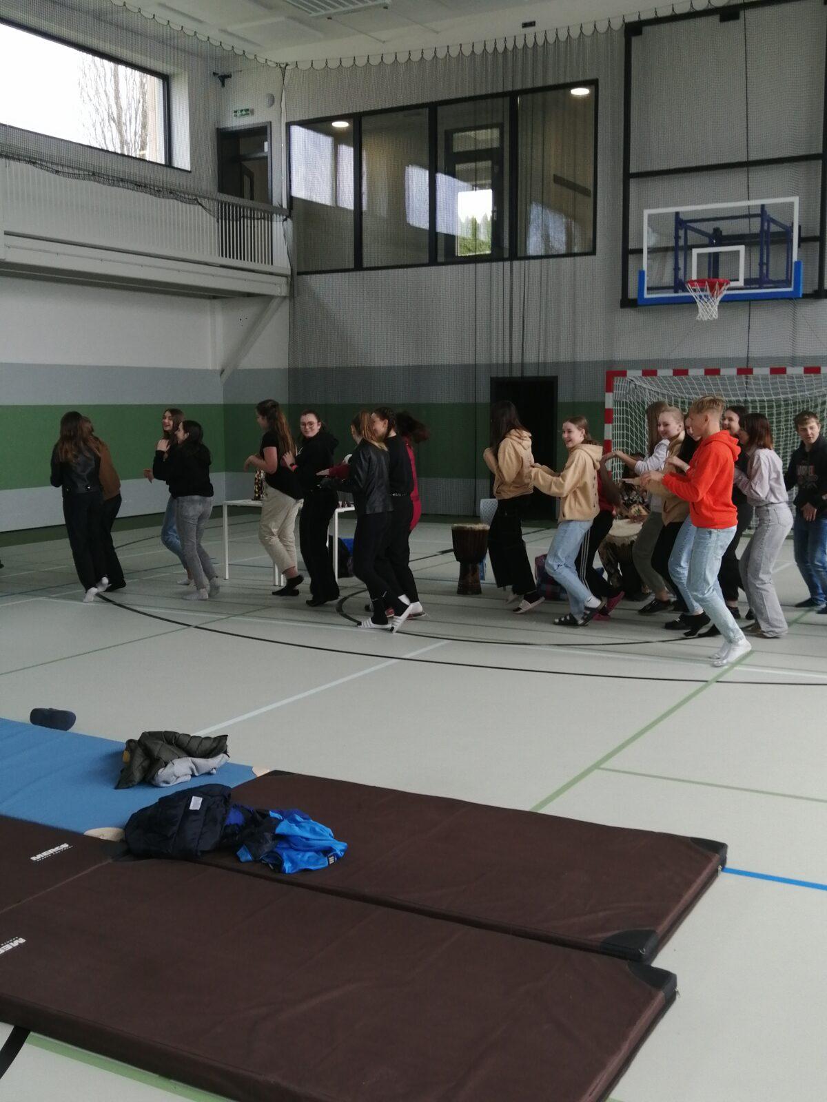 Návštěva hudební skupiny Emongo z Konga - 16