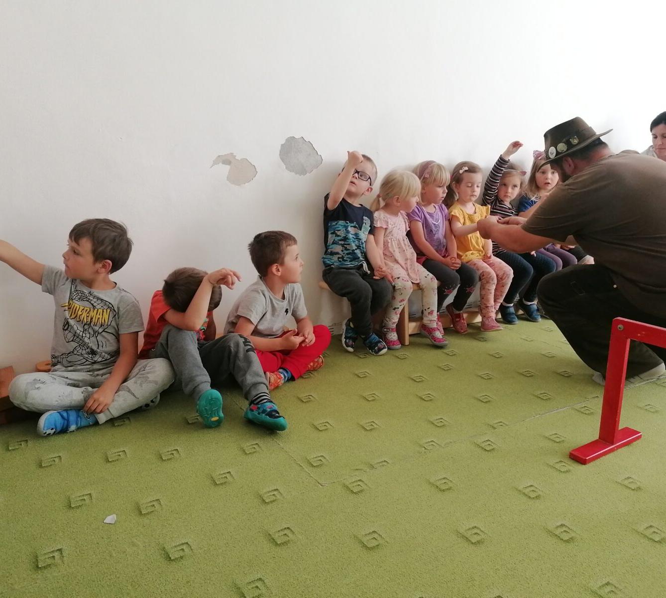 Liška COCO v MŠ :-) - 2