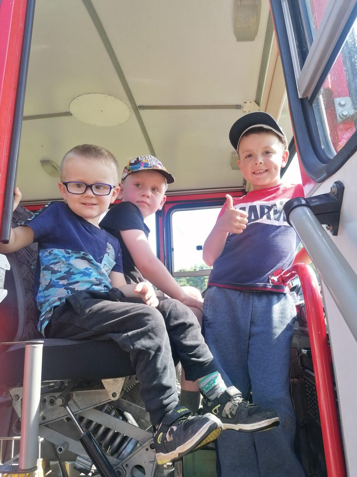 Hasiči v MŠ :-) - 77