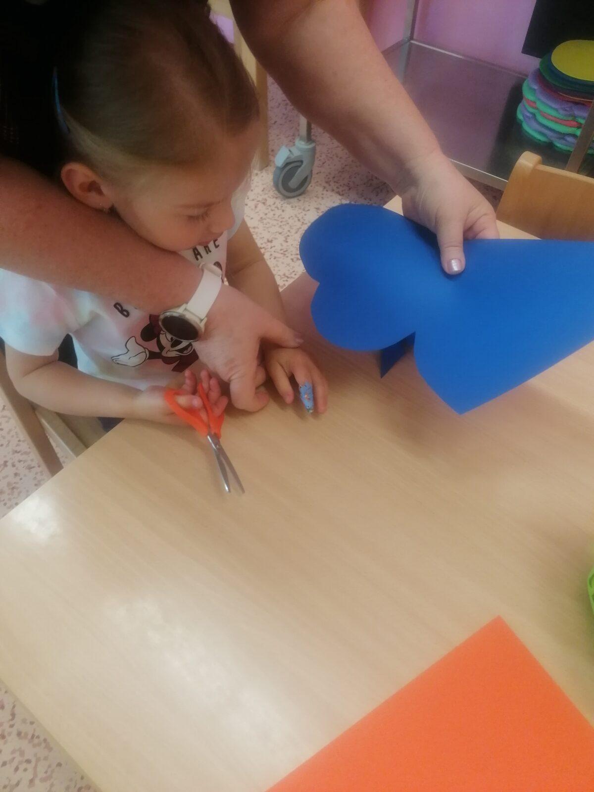 Vyrábíme dárečky pro tatínky :-) - 30