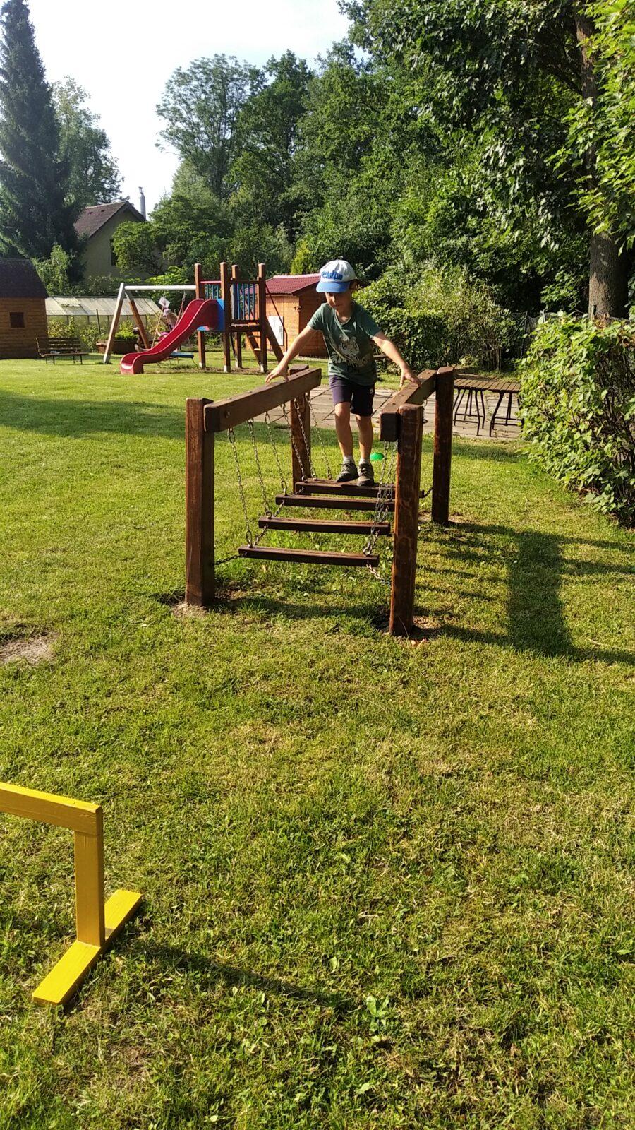 TÝDENNÍ PROJEKT 2 : ,,OD KYTIČKY K MEDU“ - 40