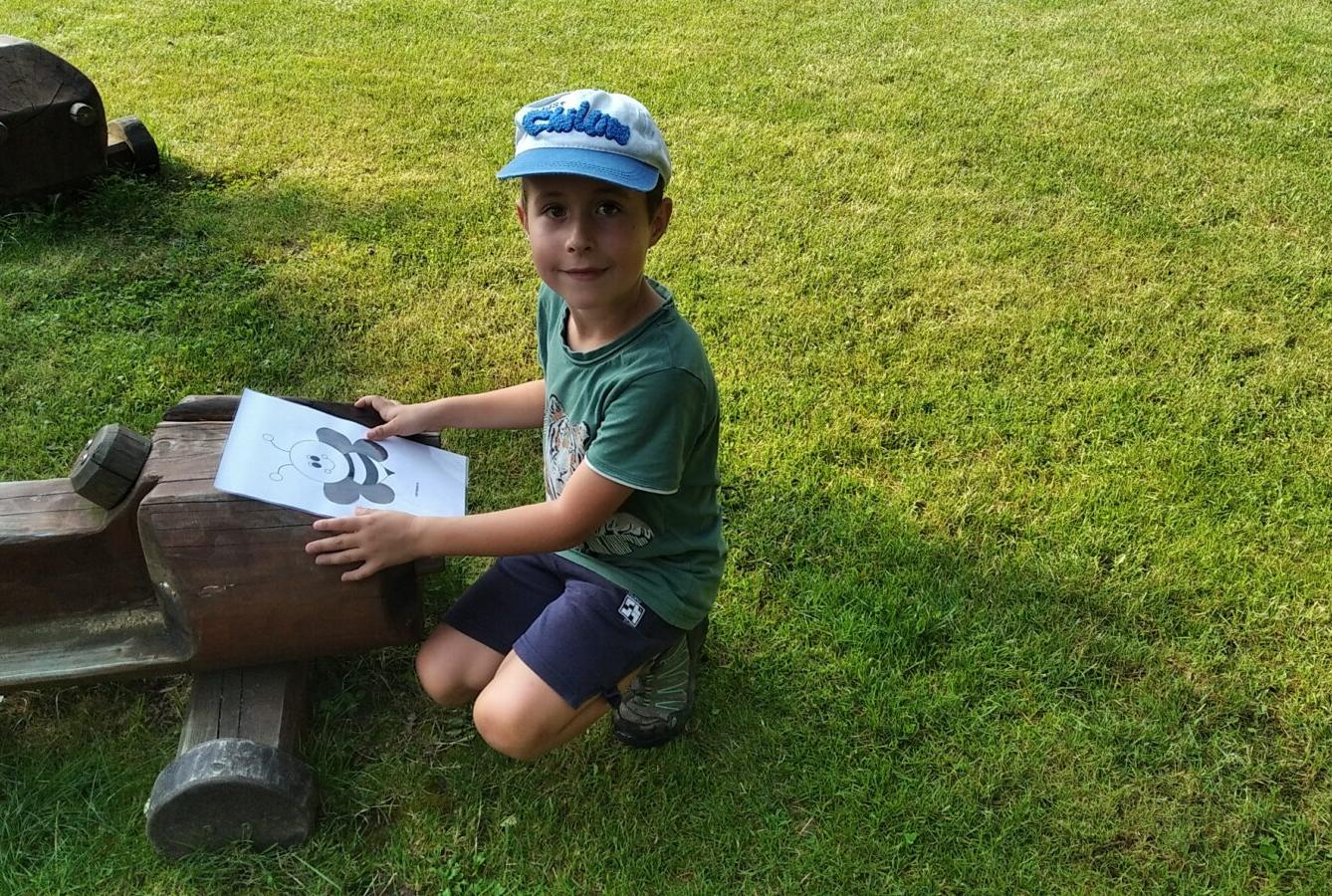 TÝDENNÍ PROJEKT 2 : ,,OD KYTIČKY K MEDU“ - 43